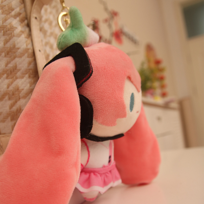 Porte-clés en peluche Miku Hat - Anime Merchandise Keychain avis et prix